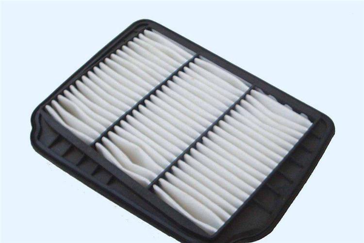 汽车三亿平台的作用是对来自油底壳的机油中有害杂质进行滤除，以洁净的机油供给曲轴、连杆、凸轮轴、增压器、活塞环等运动副件起到润滑、冷却、清洗作用