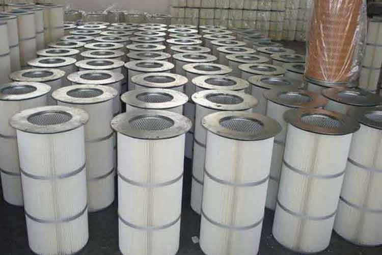 当脉冲三亿（中国）一站式服务平台箱体内部有像小水洼或锈斑的水气现象时，这种现是水汽或者是从外面渗漏进来的这几种情况引发的