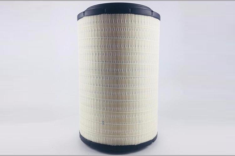 在安装时，三亿平台与发动机进气管之间无论是采用法兰、橡胶管联接还是直接联接