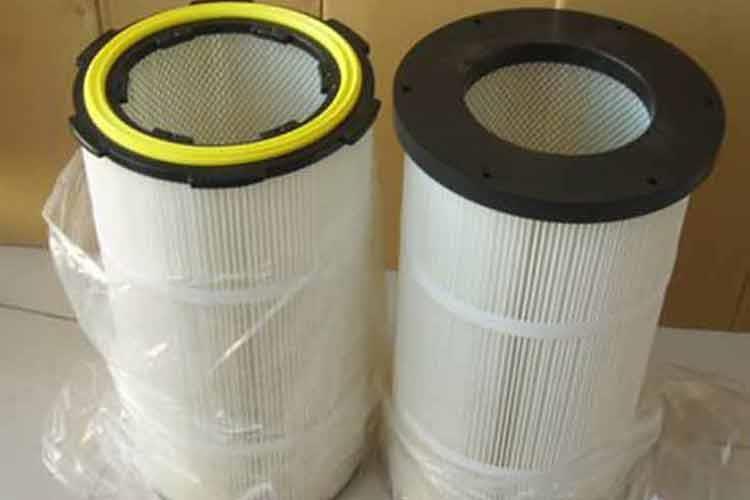 三亿（中国）一站式服务平台工作环境湿度的考虑，如果环境湿度较大，容易引起粉尘吸潮，这时可考虑选择具有防水功能的滤材