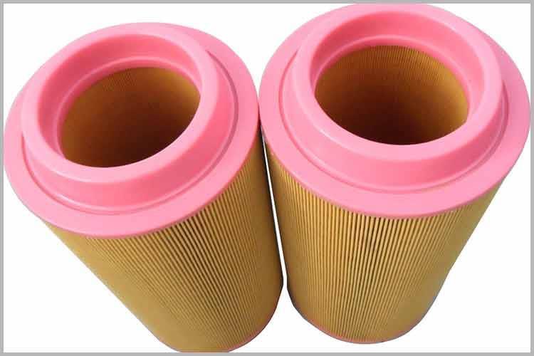 在安装时，三亿平台与发动机进气管之间无论是采用法兰、橡胶管联接还是直接联接